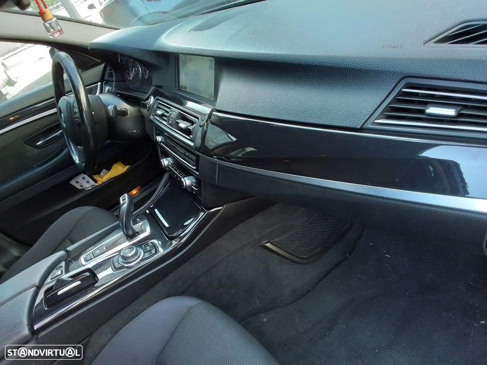 BMW 520 d Touring Aut. Luxury Line - 14