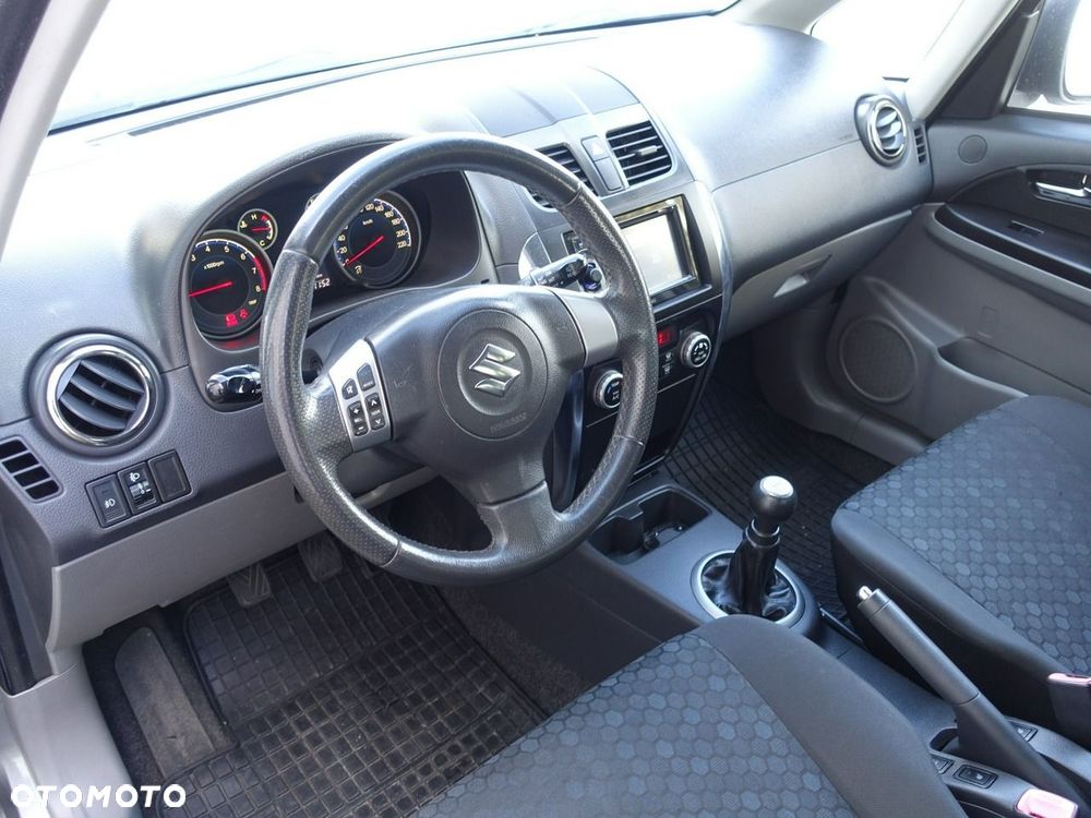 Suzuki SX4 1.6 VVT 4x4 Comfort - 12