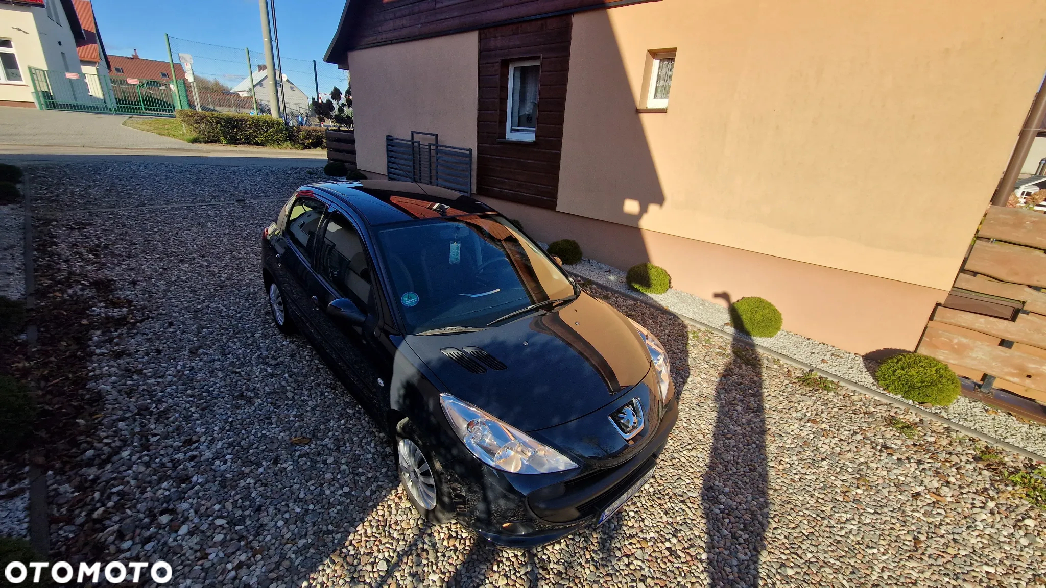 Peugeot 206 plus - 2