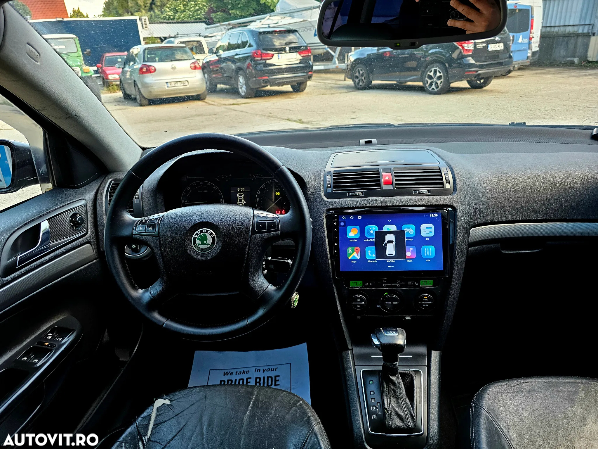Skoda Octavia Combi 2.0 TDI Elegance Automatic - 19