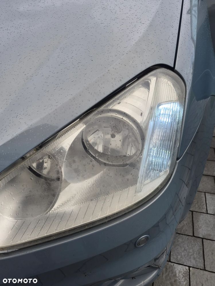 Ford Focus C-Max 1.8 Platinium X - 21