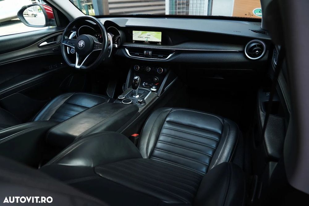 Alfa Romeo Stelvio - 5