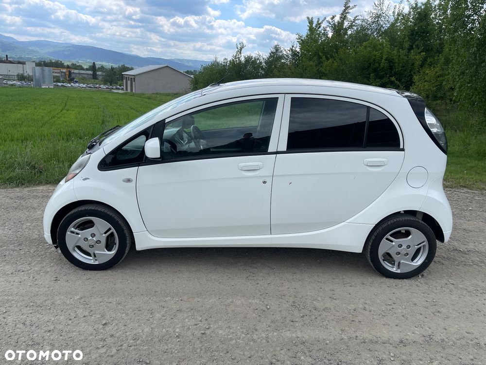 Mitsubishi i-MiEV Standard - 8