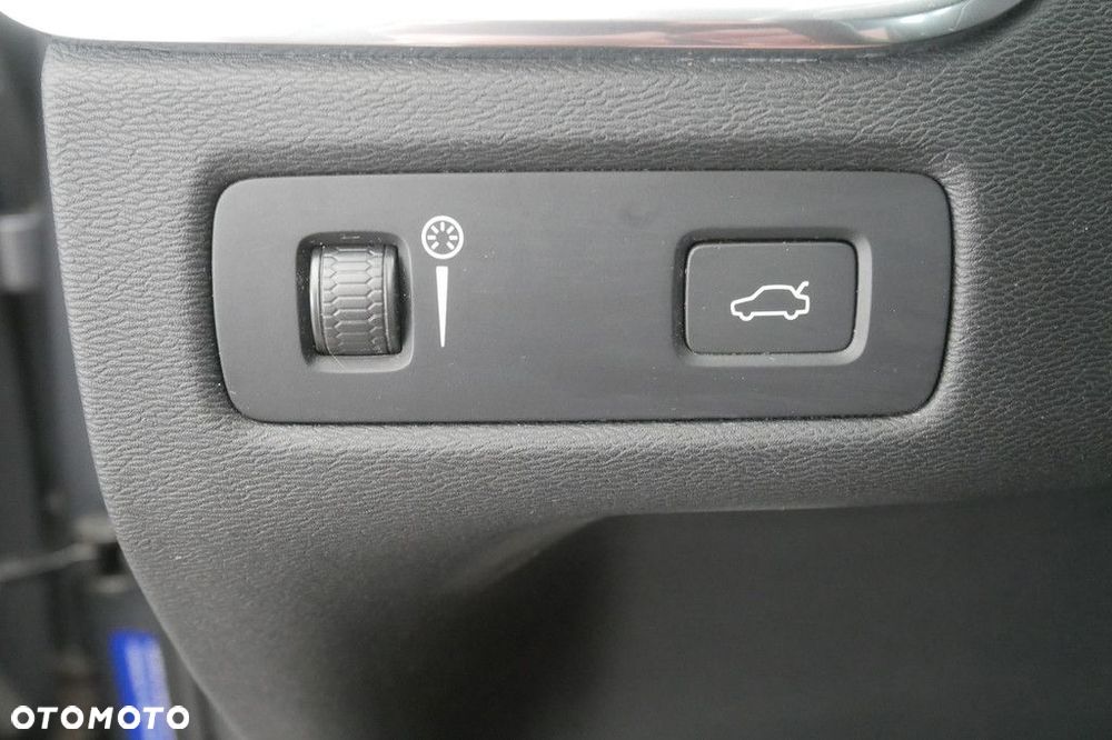 Volvo XC 60 - 28