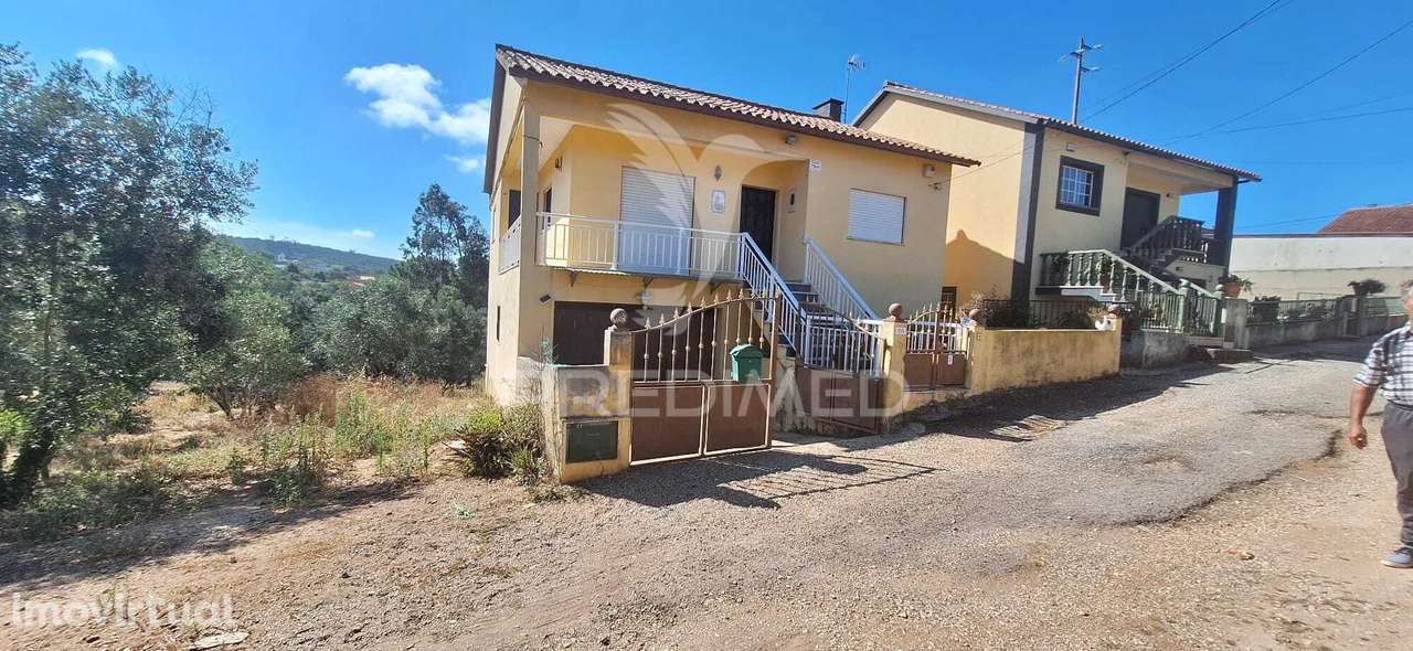 Oportunidade - Moradia T4 Mobilada, Poço dos Cães, Pombalinho - Grande imagem: 4/33