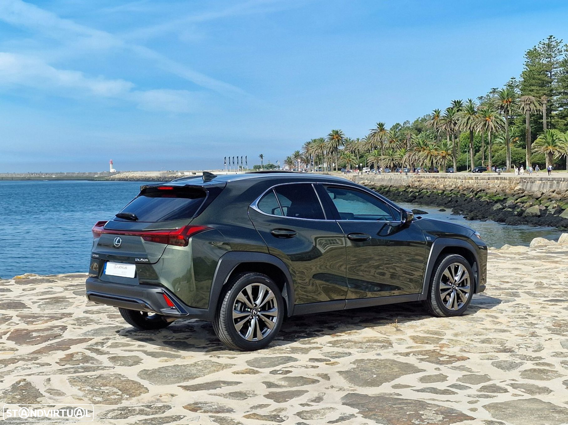 Lexus ux-250h Sport (Ecrã 12.3) - 9