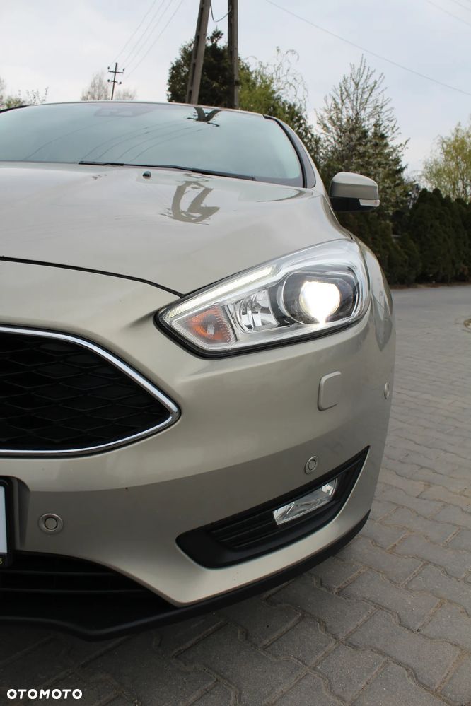 Ford Focus 1.0 EcoBoost Titanium - 33