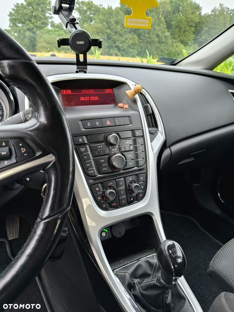 Opel Astra 1.4 Turbo - 12