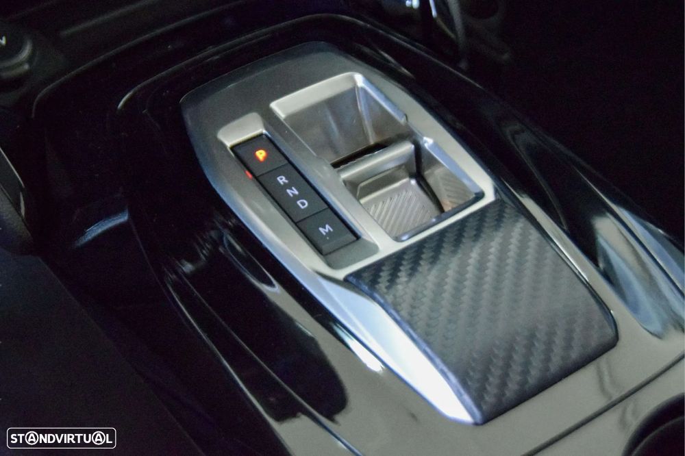 Peugeot 208 1.2 Hybrid Allure e-DCS6 - 12