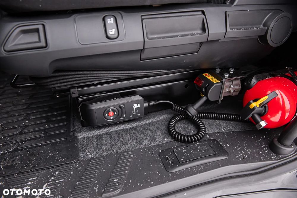 Mercedes-Benz ACTROS - 11