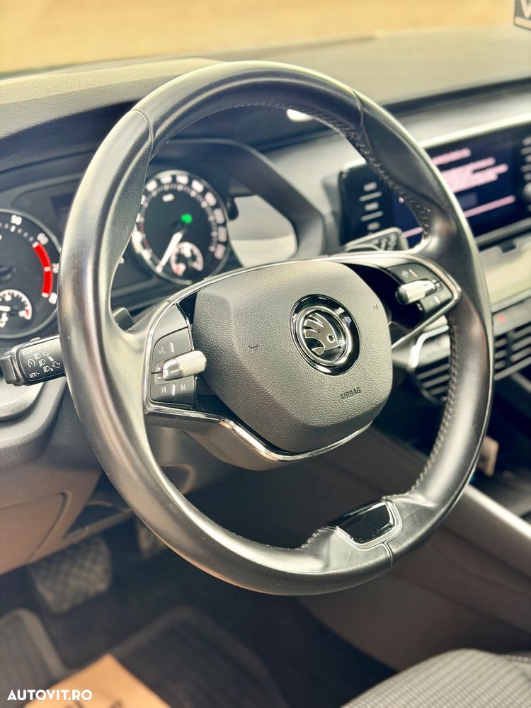 Skoda Octavia 1.5 TSI DSG MHEV Ambition - 11