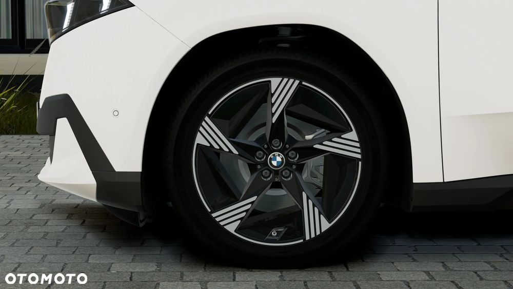 BMW iX3 - 5