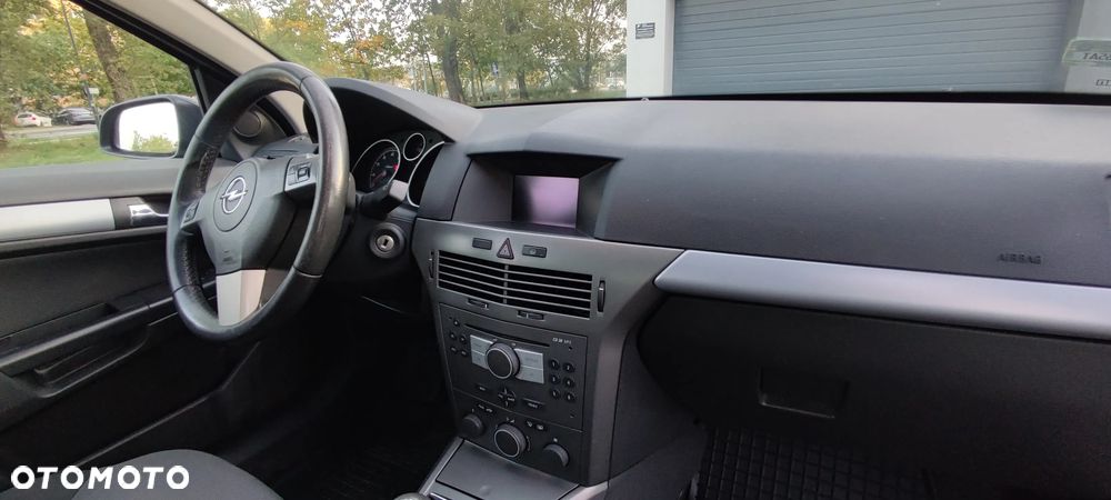 Opel Astra 1.8 Cosmo - 22