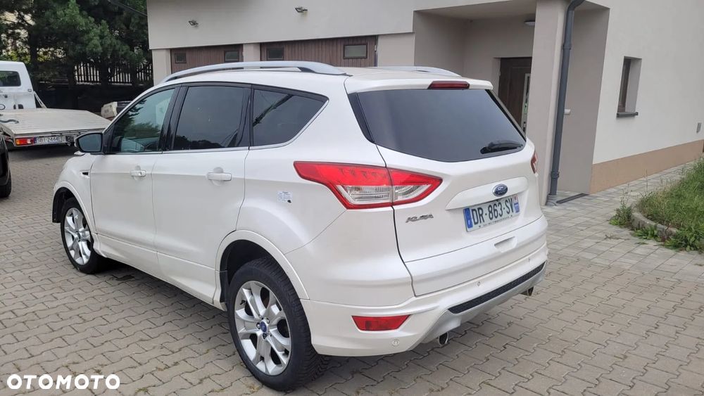 Ford Kuga 2.0 TDCi 2x4 ST-Line - 3