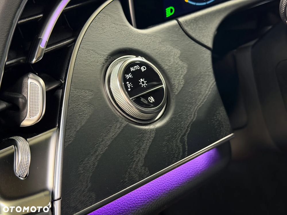 Mercedes-Benz Klasa E 220 d mHEV 4-Matic Exclusive 9G-Tronic - 11