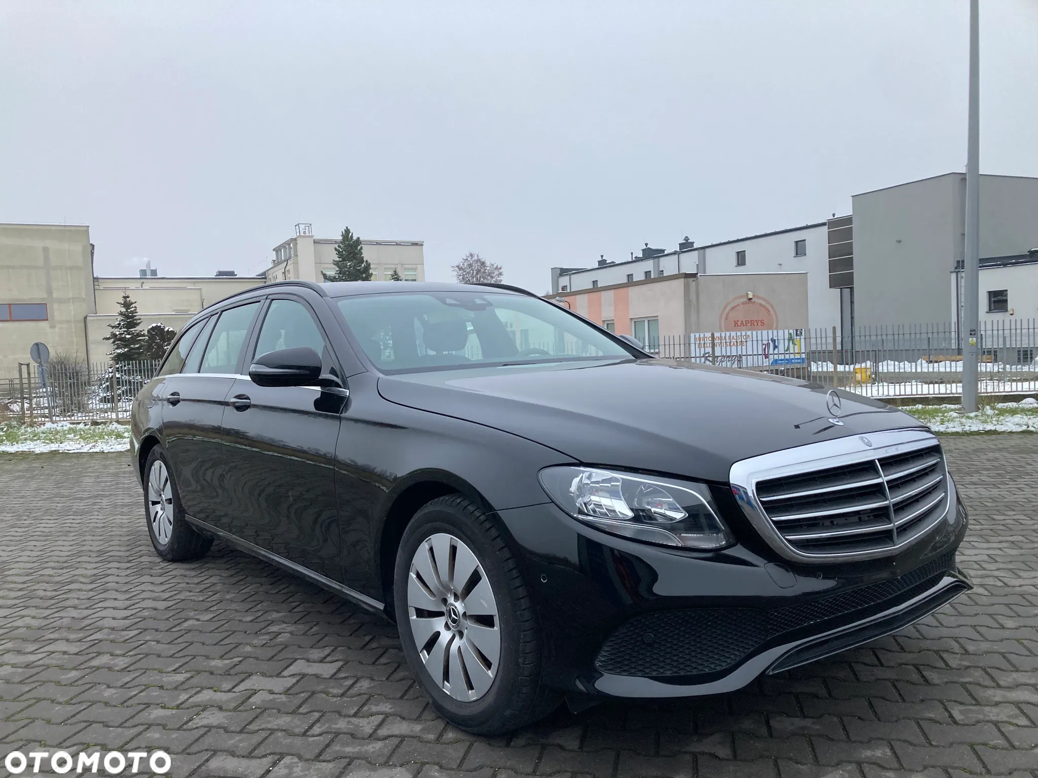 Mercedes-Benz Klasa E 200 T 9G-TRONIC Avantgarde - 8