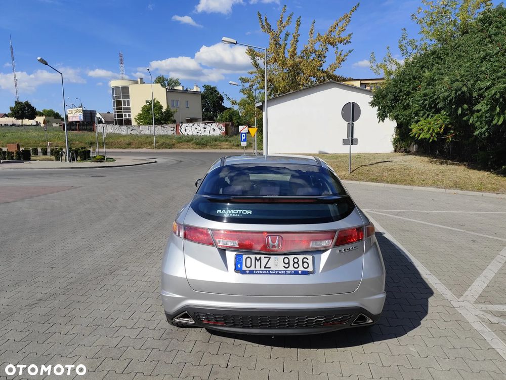 Honda Civic 1.8 Executive - 6