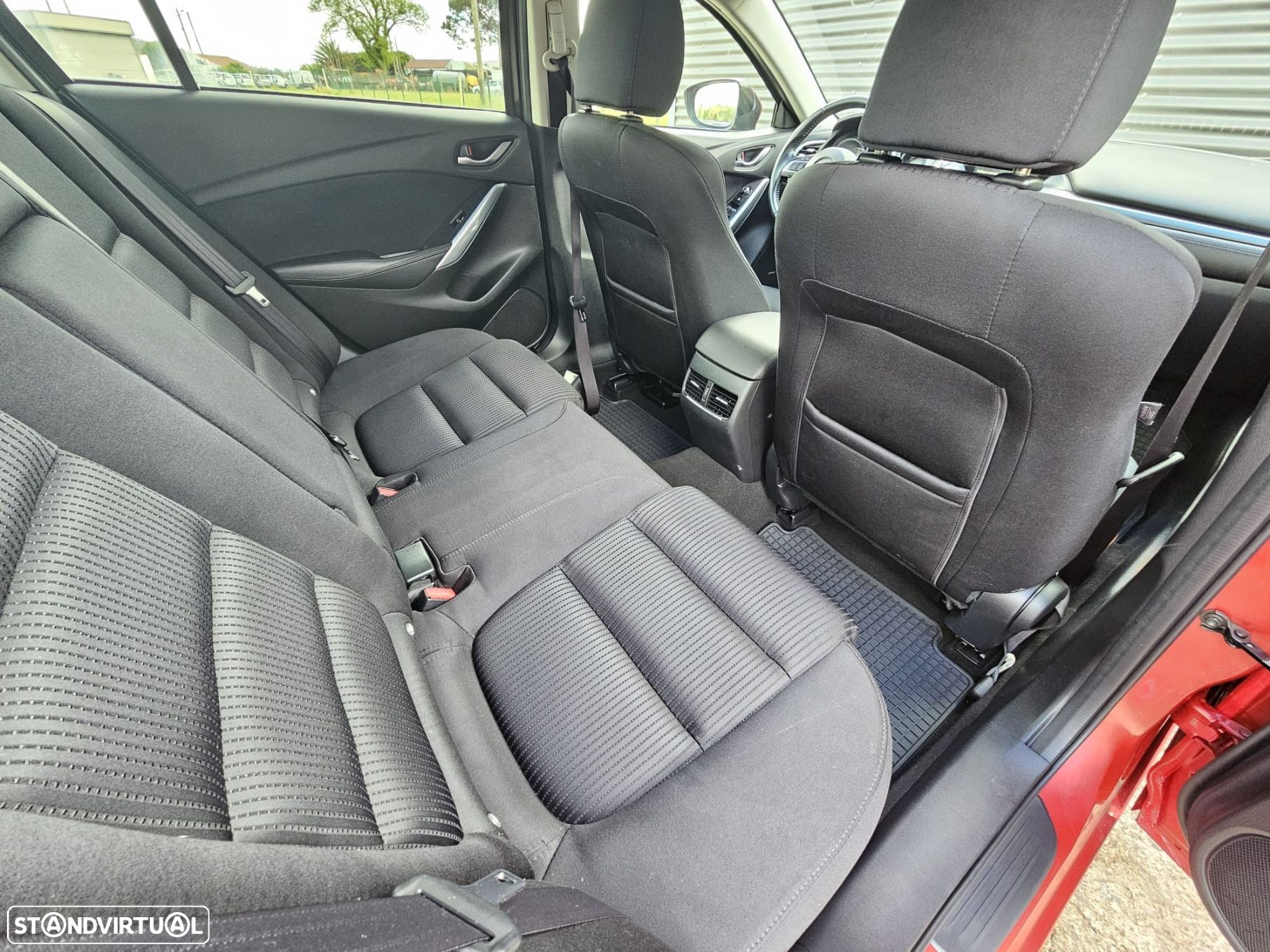 Mazda 6 M6 2.2 SKY-D Excellence Navi - 24