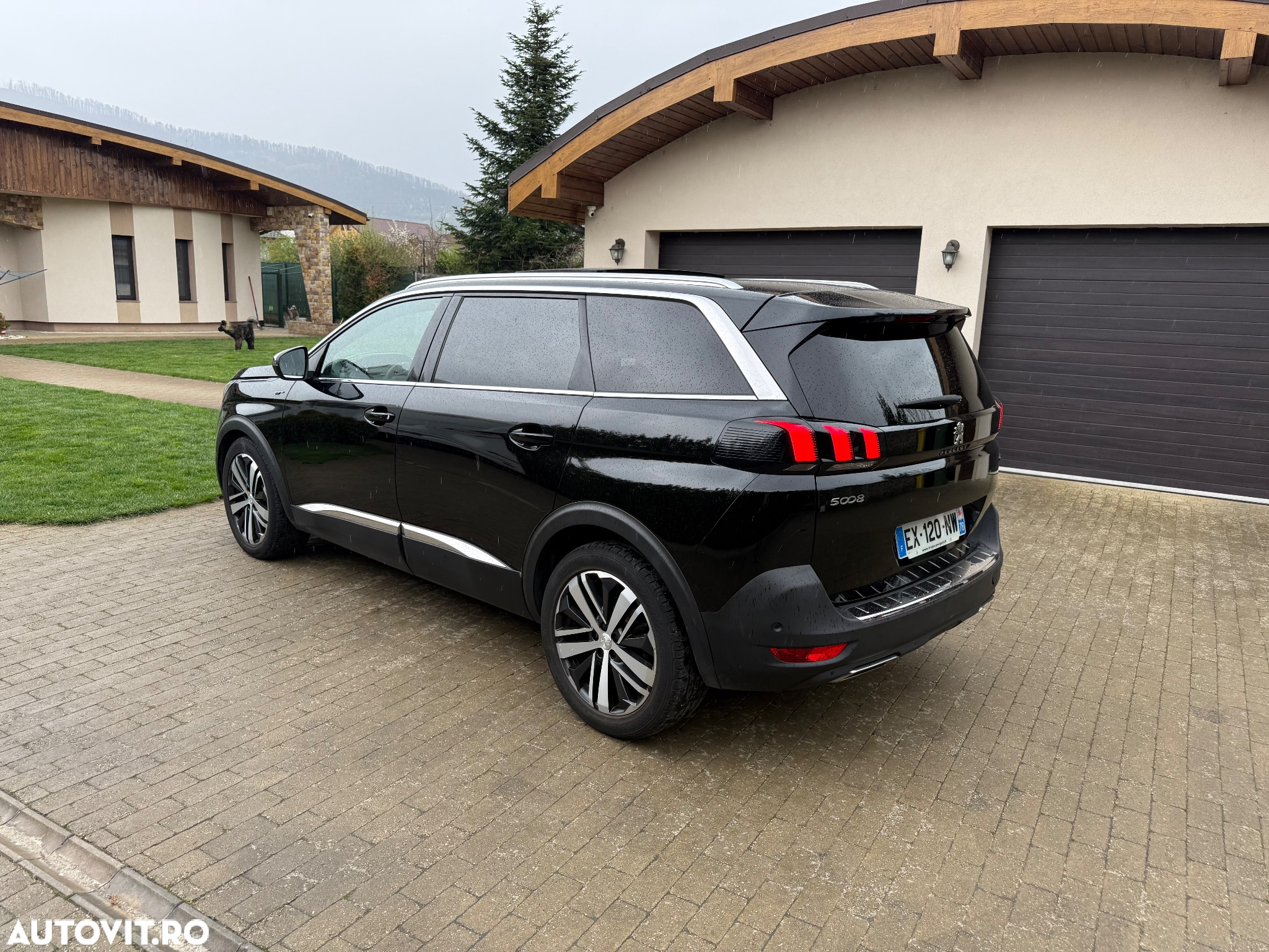 Peugeot 5008 2.0L BlueHDI EAT8 S&S GT Pack - 3