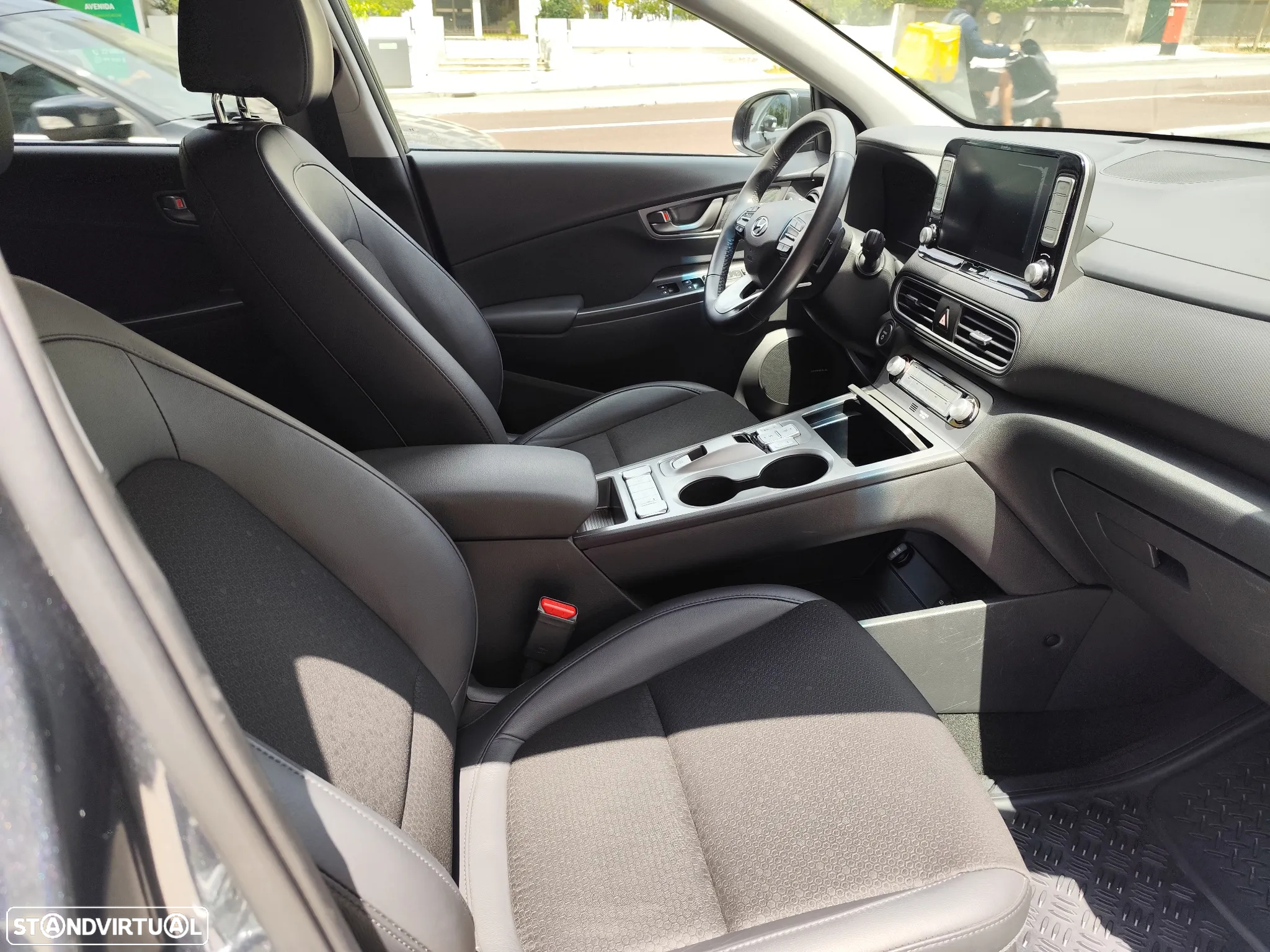 Hyundai Kauai EV 64 kWh Premium+LED - 15