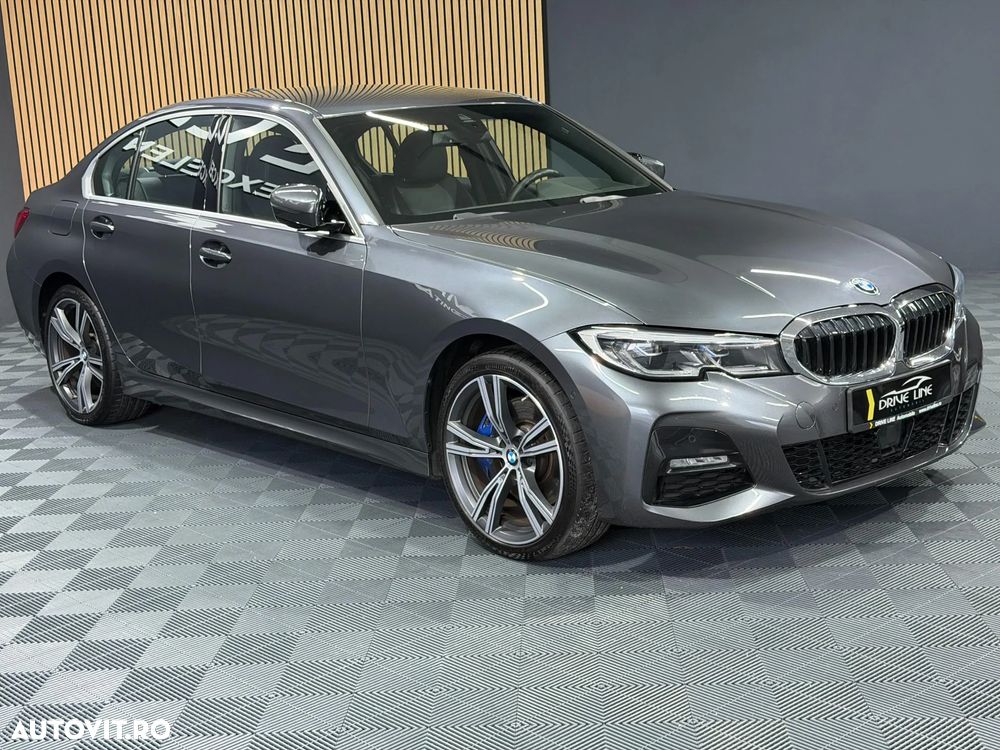 BMW Seria 3 330e Aut. M Sport - 33