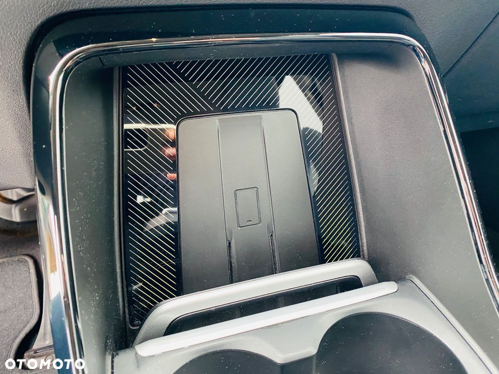 BMW iX1 xDrive30 66.5kWh xLine - 15