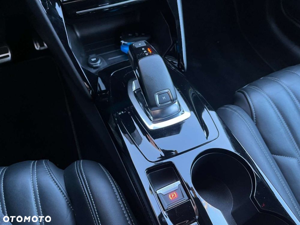 Peugeot 208 1.2 PureTech Allure S&S EAT8 - 20