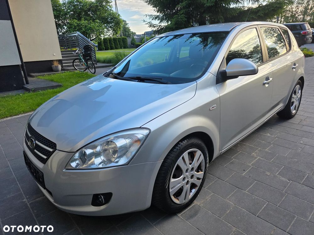Kia Ceed - 2
