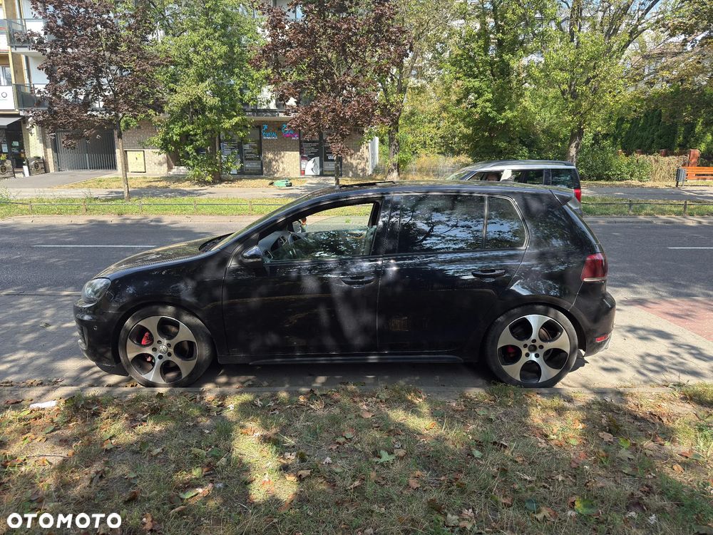 Volkswagen Golf - 4