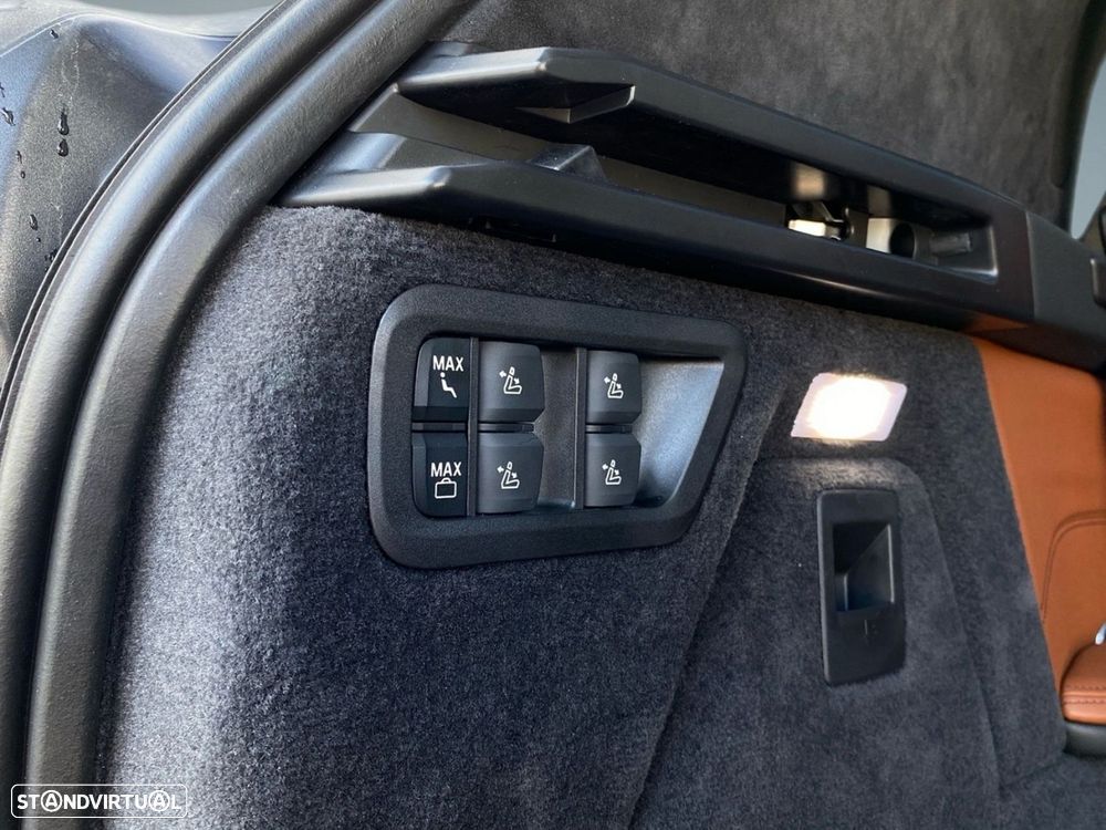 BMW X7 40 d xDrive Pack M Desportivo Pro - 27