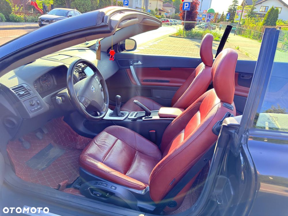 Volvo C70 2.0D Summum - 9