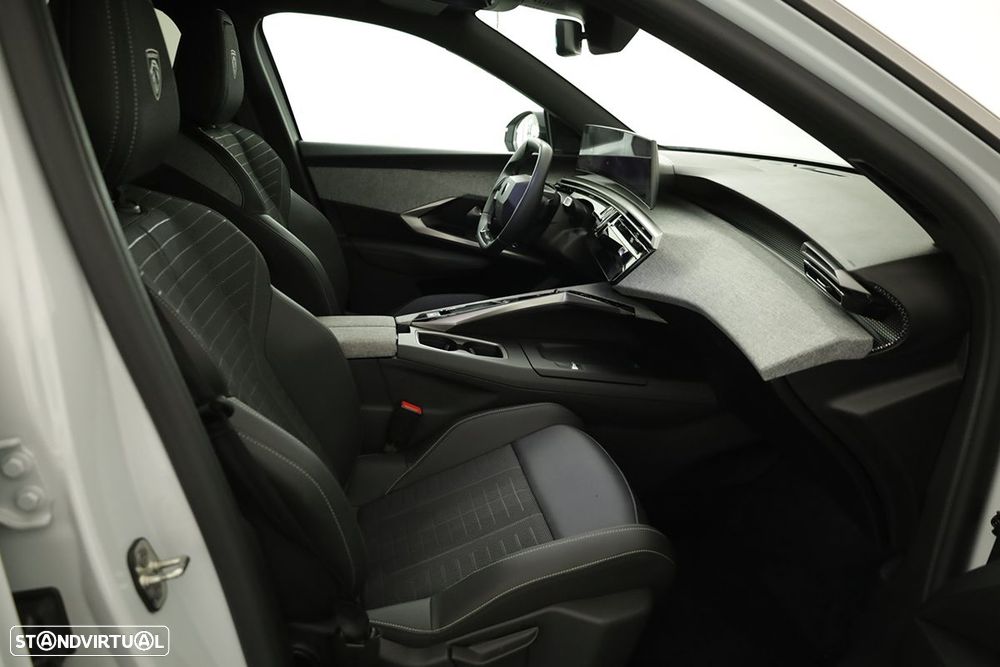 Peugeot 3008 1.2 Hybrid GT e-DCS6 - 19