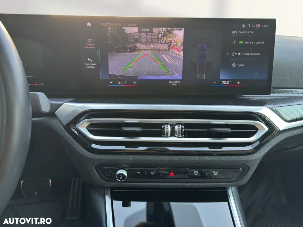 BMW M2 M240i xDrive AT - 35