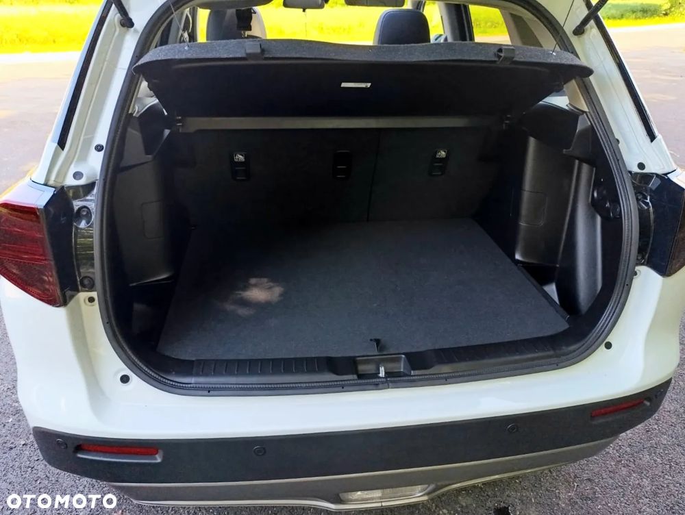 Suzuki Vitara 1.4 Boosterjet SHVS Premium 2WD - 11