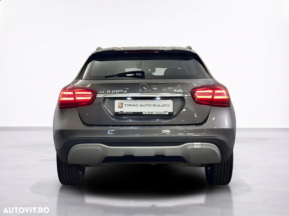 Mercedes-Benz GLA 200 d Aut. - 5