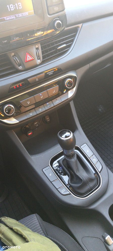 Hyundai i30 1.6 D Classic + DCT - 8