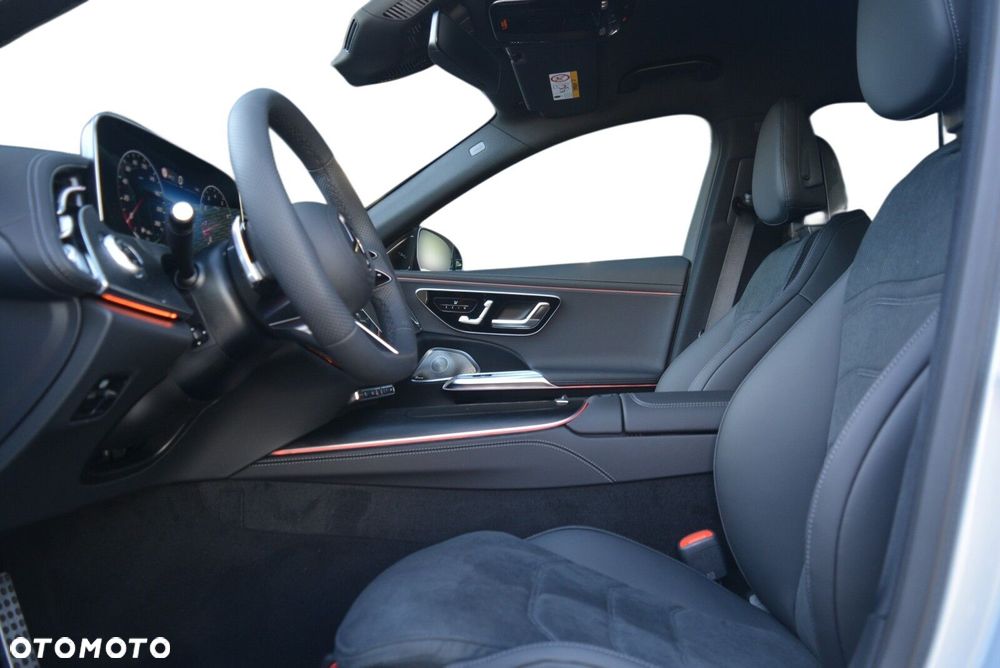 Mercedes-Benz Klasa E 200 mHEV 4-Matic AMG 9G-Tronic - 8