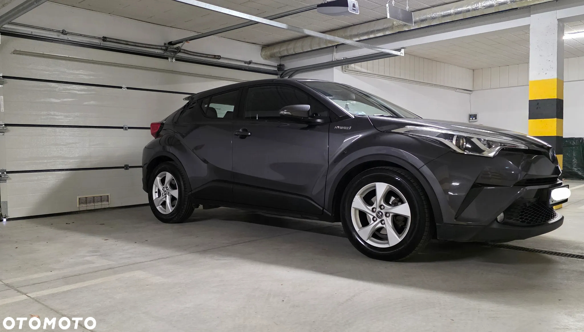 Toyota C-HR 1.8 Hybrid Premium - 2