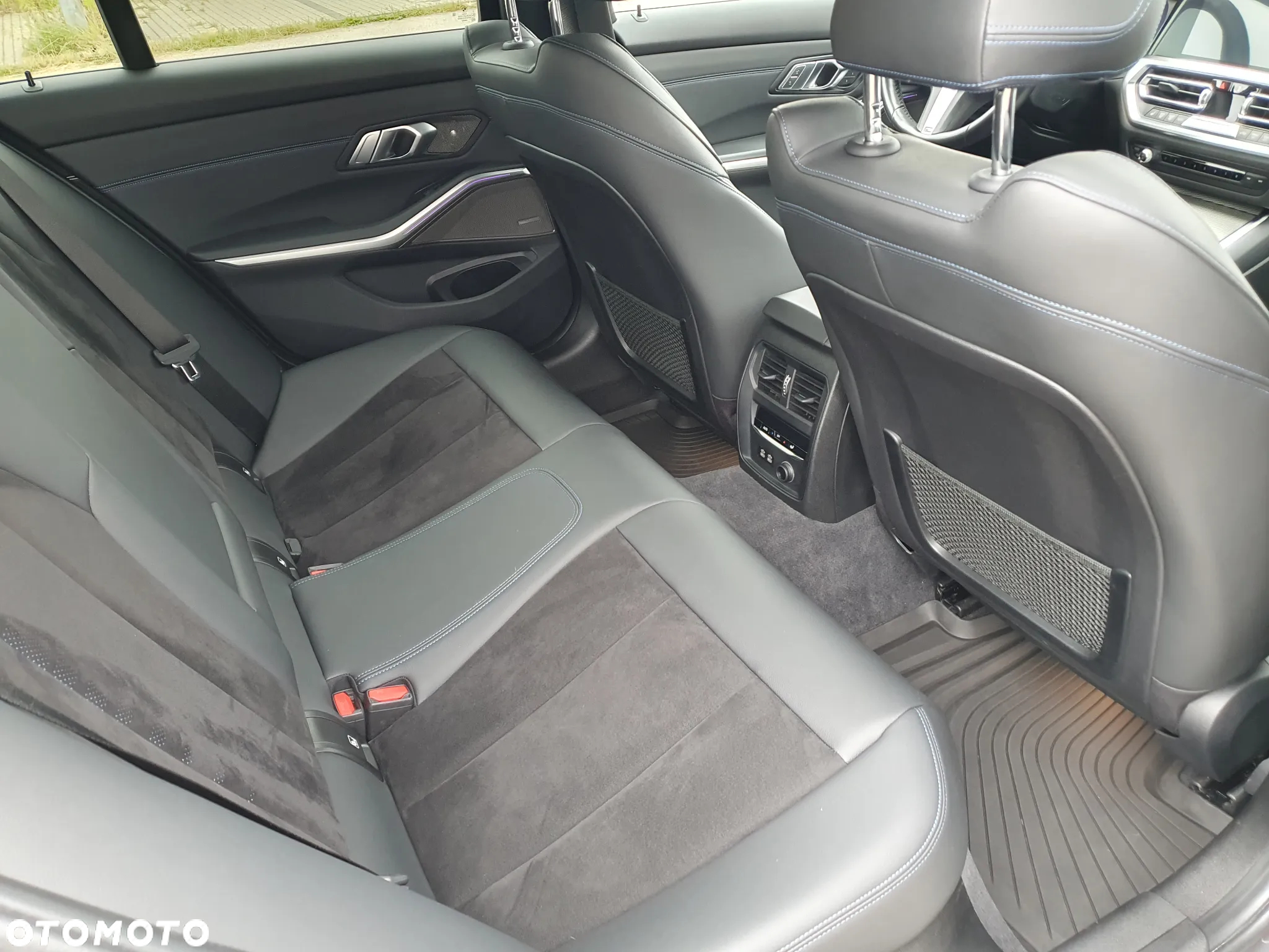 BMW Seria 3 M340i xDrive sport - 32