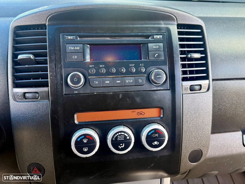 Nissan Navara 2.5 dCi CD XE Comfort +Convenience - 14