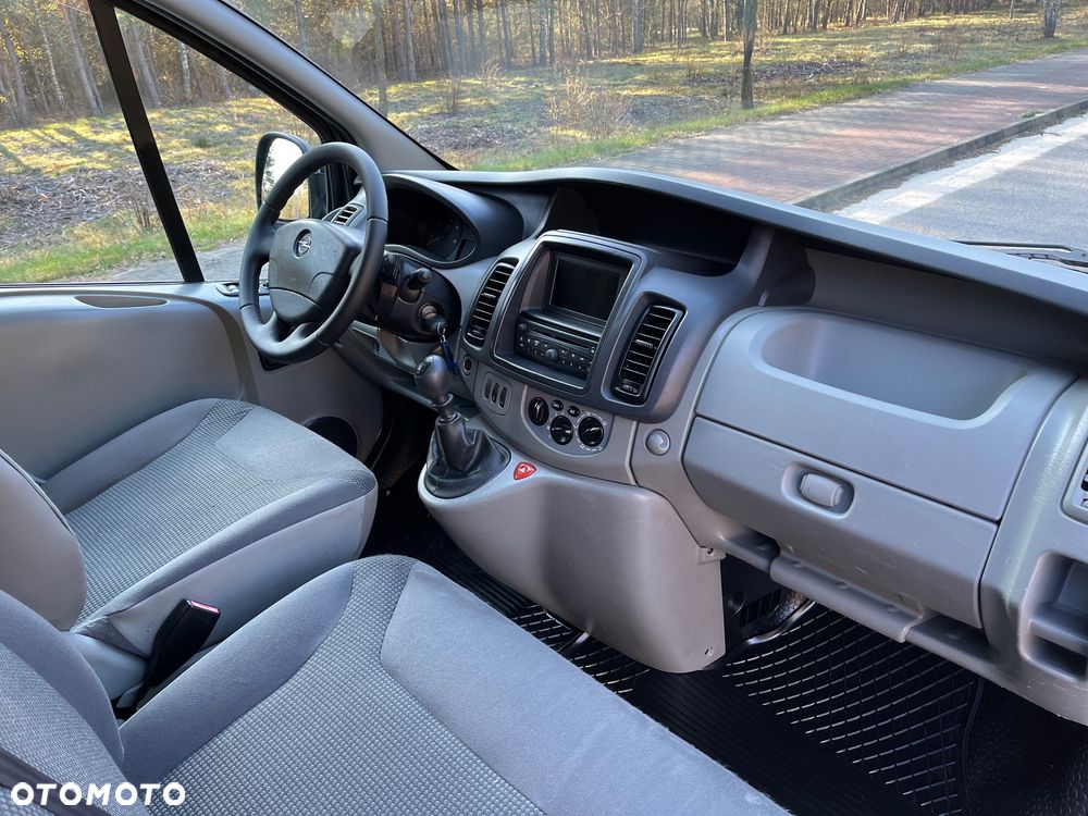 Opel VIVARO - 8