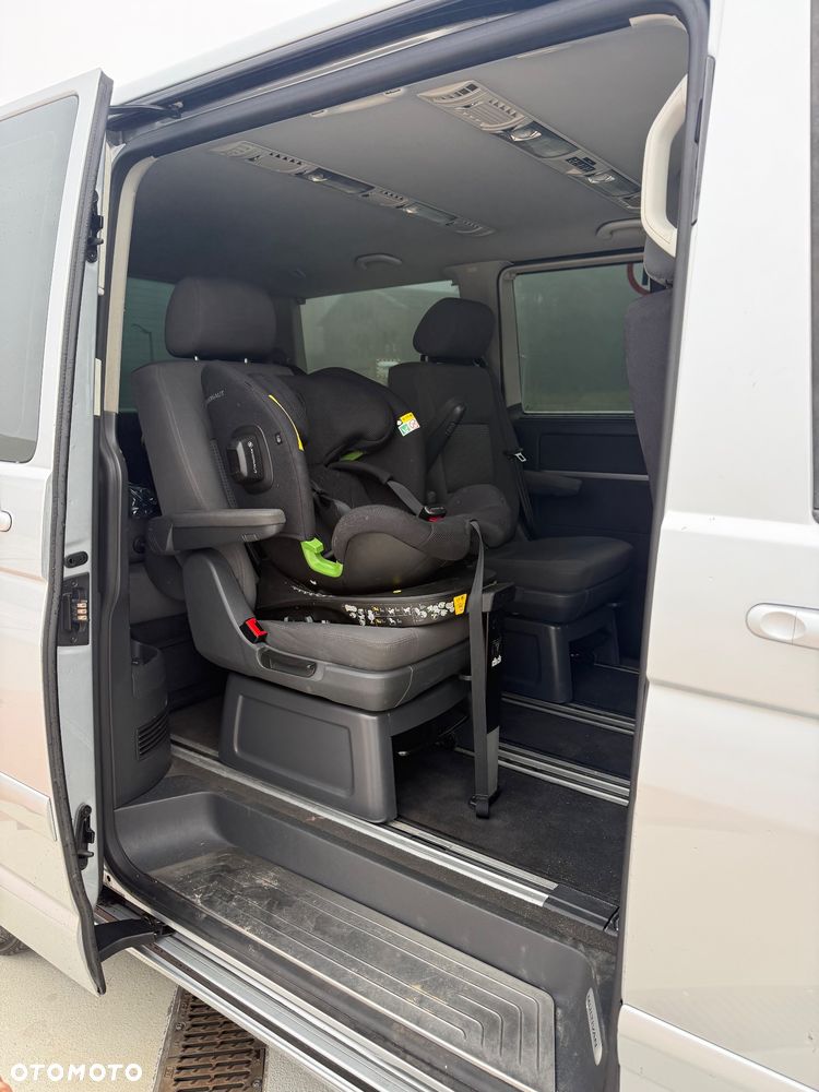 Volkswagen Multivan - 17