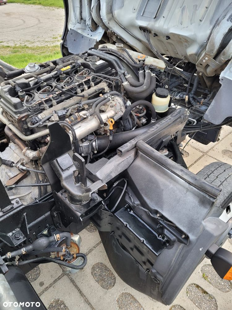 Renault Maxity Cabstar - 6