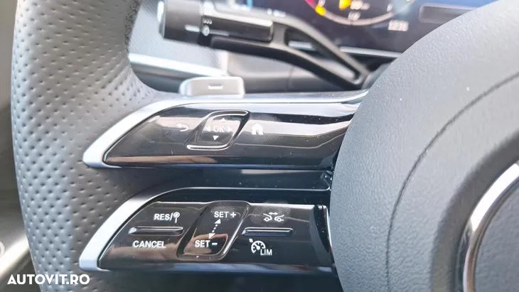 Mercedes-Benz GLC Coupe 300 de 4MATIC - 12