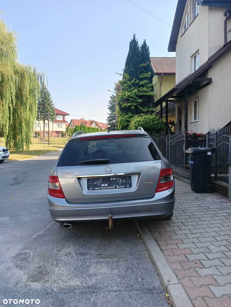 Mercedes-Benz C-Class 2009 photo 4