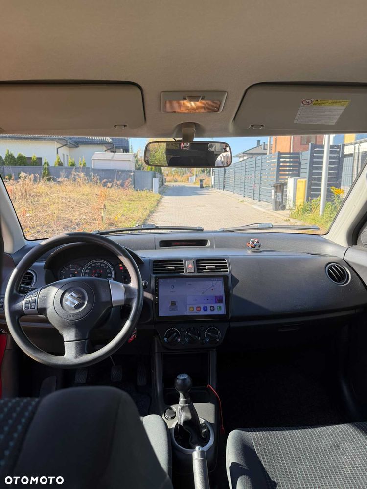 Suzuki Swift - 5