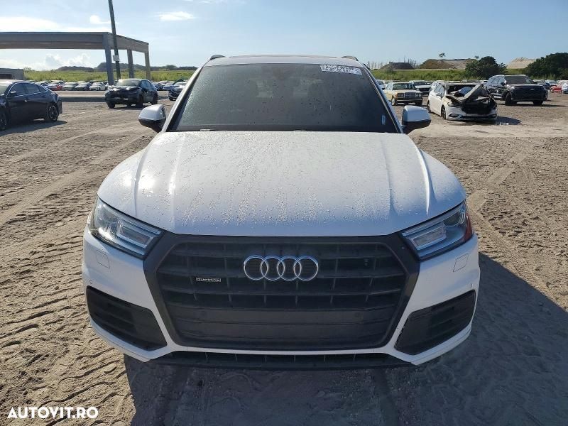 Audi Q5 2.0 TFSI S tronic Design - 5