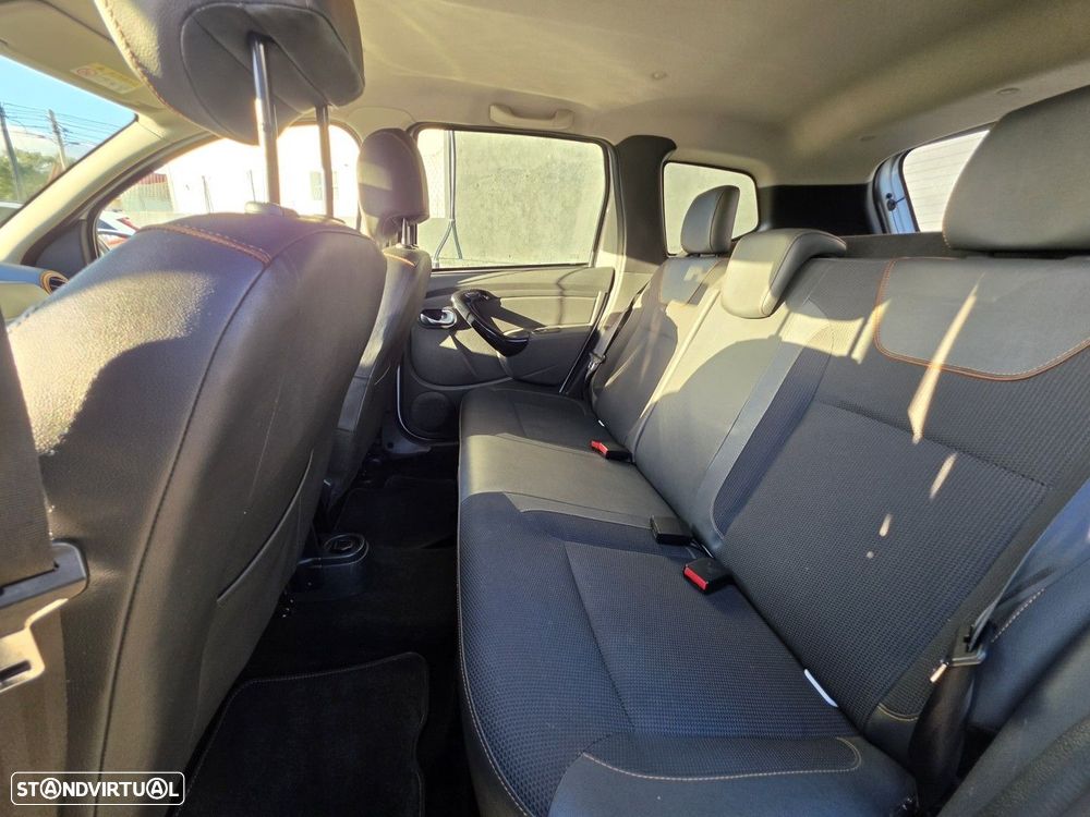 Dacia Duster 1.2 TCe Prestige - 4