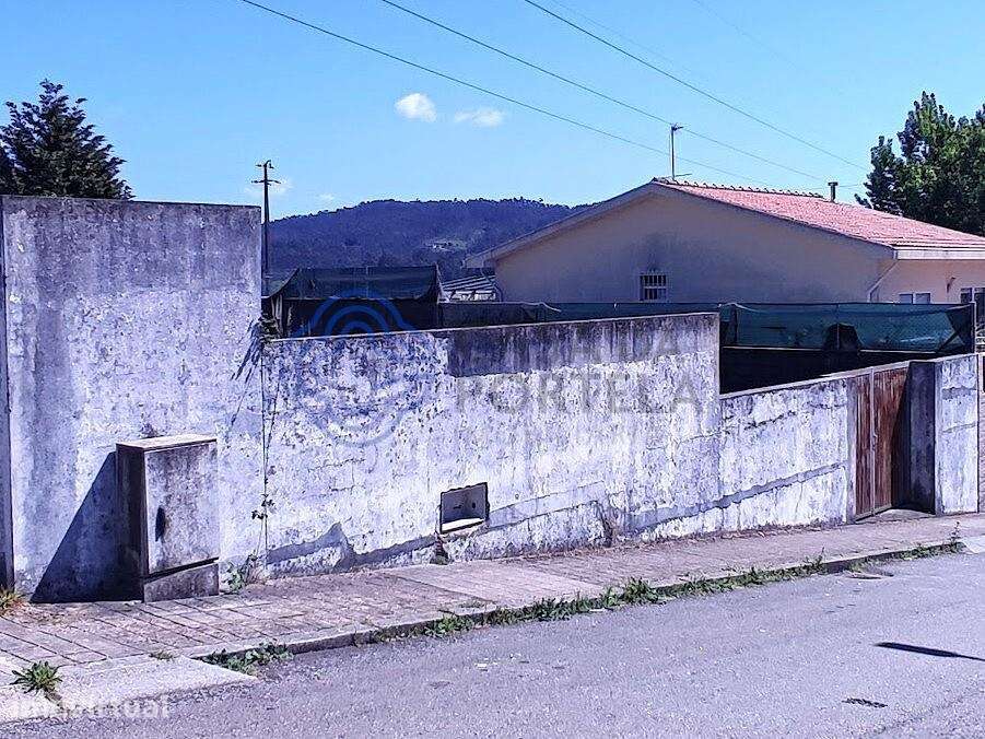 Lote moradia em Sandim, VNGaia com infraestruturas e todo murado. - Grande imagem: 4/17