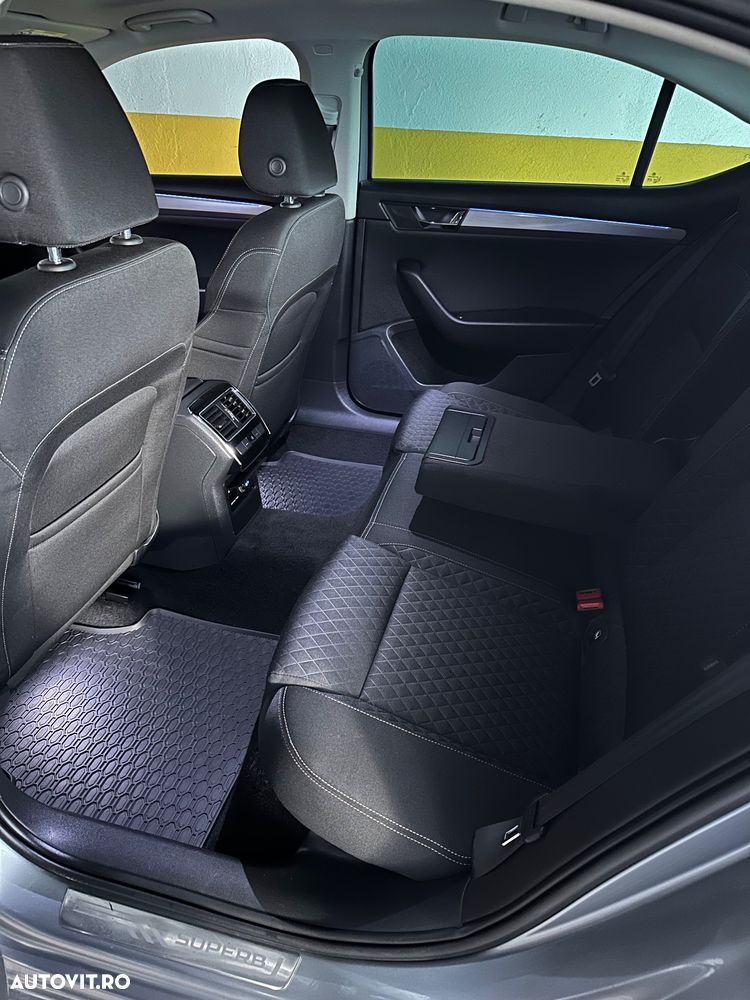 Skoda Superb 1.6 TDI Style - 10